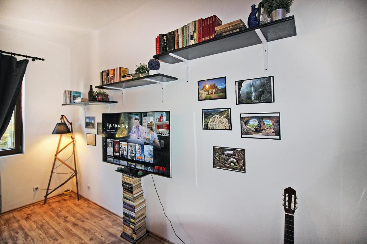 Top Center Relax, Ndk & Vitosha Str, Free Secured Parking Sofia Exterior photo